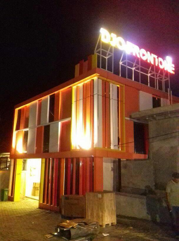 Djo Front One Inn Bengkulu Exterior photo