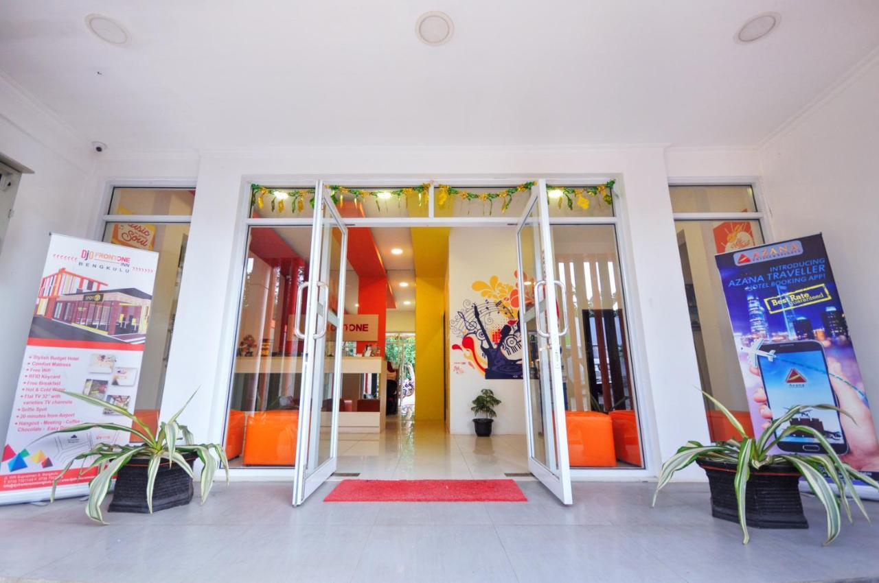 Djo Front One Inn Bengkulu Exterior photo